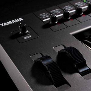 1557991606611-170.Yamaha Mx61 Synthesizer (3).jpg